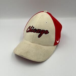 Vintage Nike Chicago Bulls Embroidered Hat Cap Medium